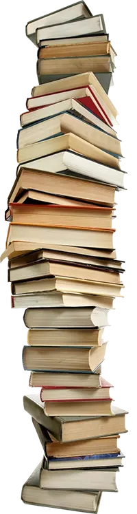 Bücherstapel mit sehr vielen Büchern